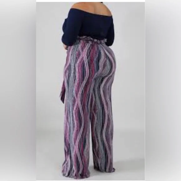 Pants Romper - Picture 2 of 8